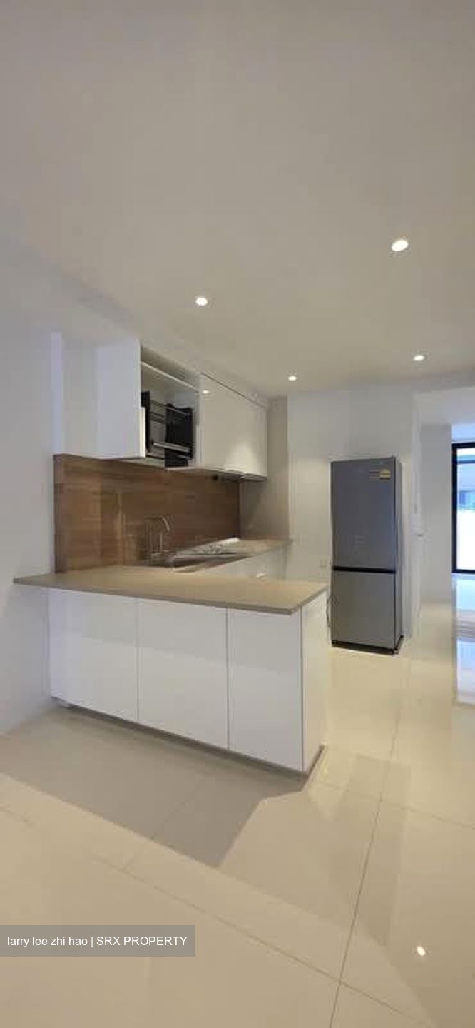 Eng Aun Park (D11), Terrace #594504101